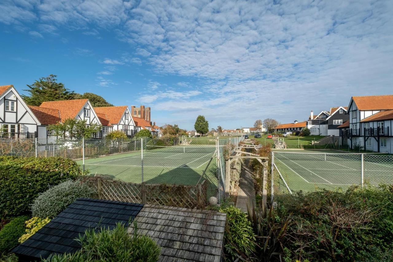 1 Sanctuary Court - Aldeburgh Coastal Cottages Thorpeness Eksteriør bilde